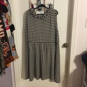 Stretch houndstooth dress